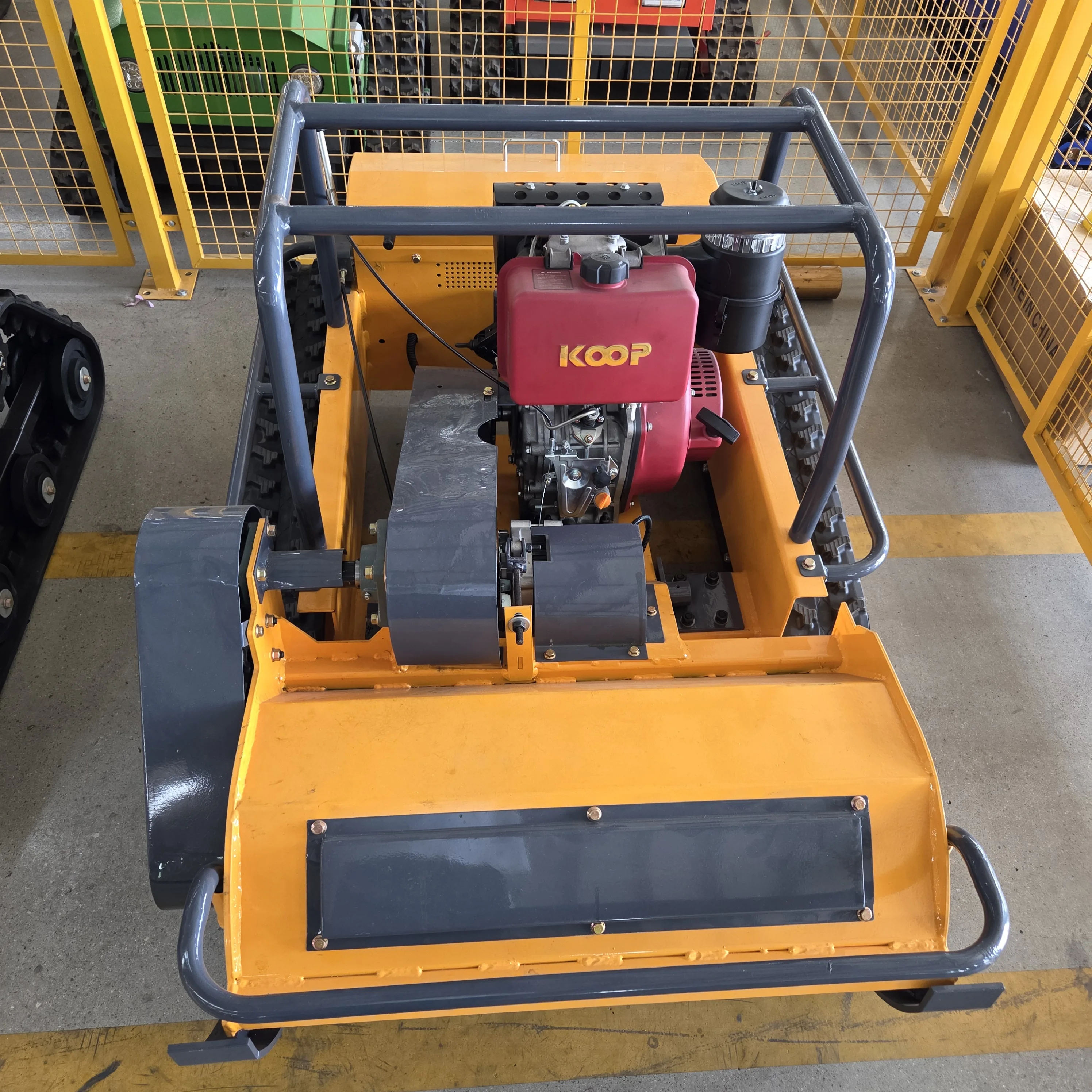 800 MM Lawn Mower, Height-Adjustable, Meets EPA/EUR5 Emission Standards, Customizable, Suitable for Large Shrubs and Branches