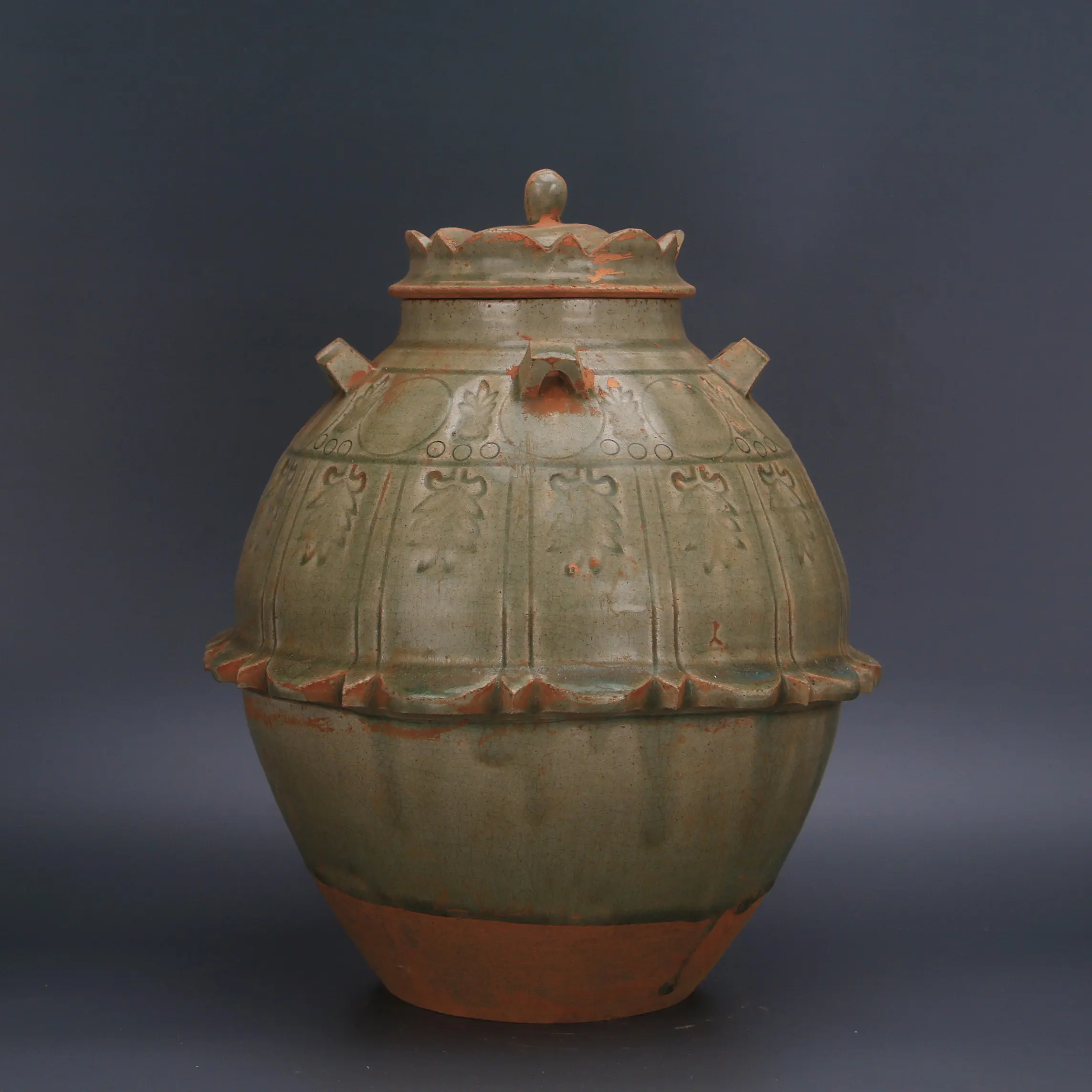 Yue Kiln Celadon Glaze Carved Four Loop Flower Mouth Jar Western Jin Style Vintage Chinese Porcelain Home Decor Collectible