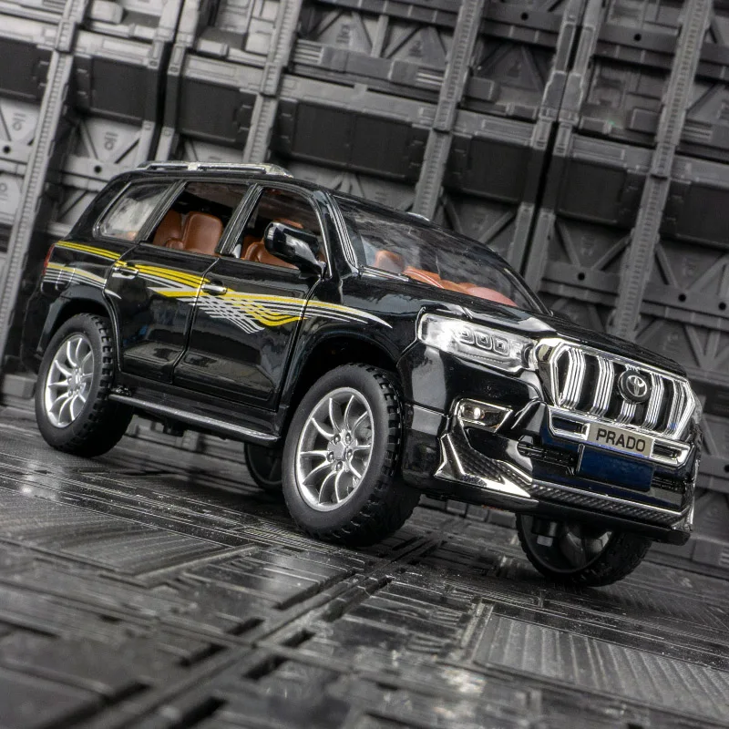 Modelo de vehículo todoterreno de aleación Toyota Prado 1:24, puertas de coche y capó de motor, el maletero se puede abrir detalles ricos, mano de obra fina