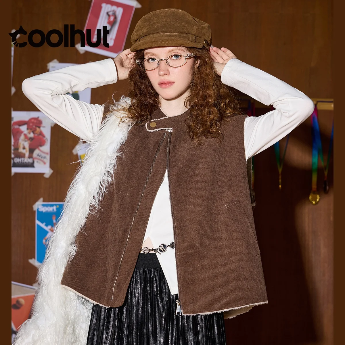 

COOLHUT, новый дизайн, женский жилет без рукавов в студенческом стиле 2021, нечеткая многослойная одежда с круглым вырезом, весенняя свободная посадка, повседневная верхняя одежда