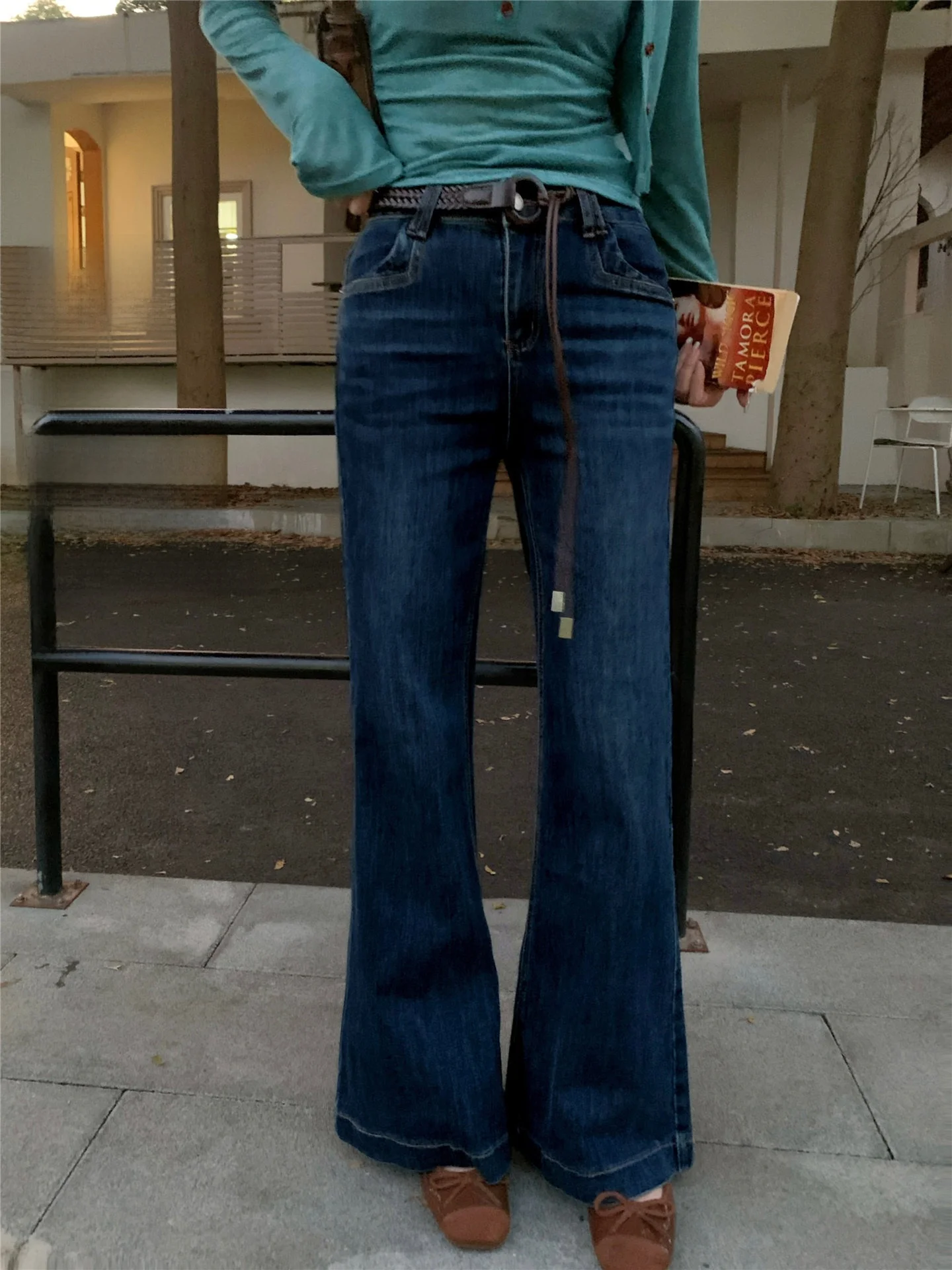 

Женские джинсы с высокой талией, классические, модные, осенние, расклешенные, удобные, из эластичного хлопка, прямого кроя