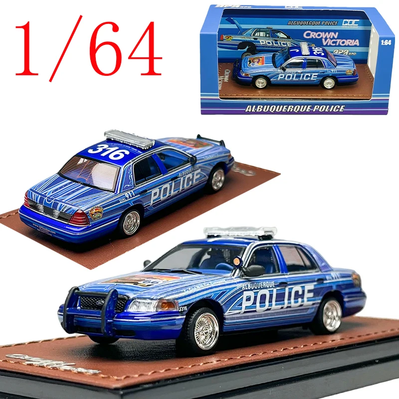 

GOC Diecast 1/64 Scale Ford Crown Victoria Police Car Model Alloy Ford Crown Sports Car Model Static Collection Ornament Gift