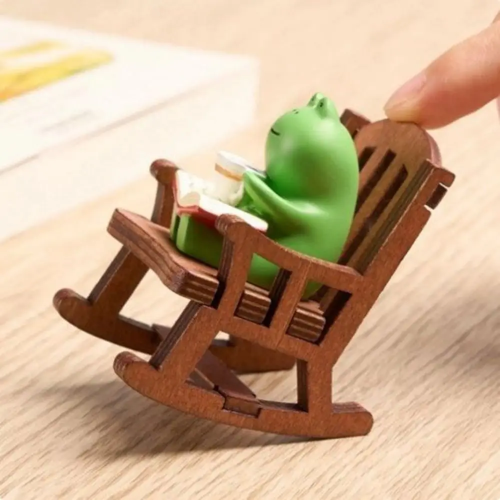 2PCs/set Simple Cute Rocking Chair Frog Models Mini Cartoon Reading Frog Miniatures Handmade Small Chair Ornaments Desks