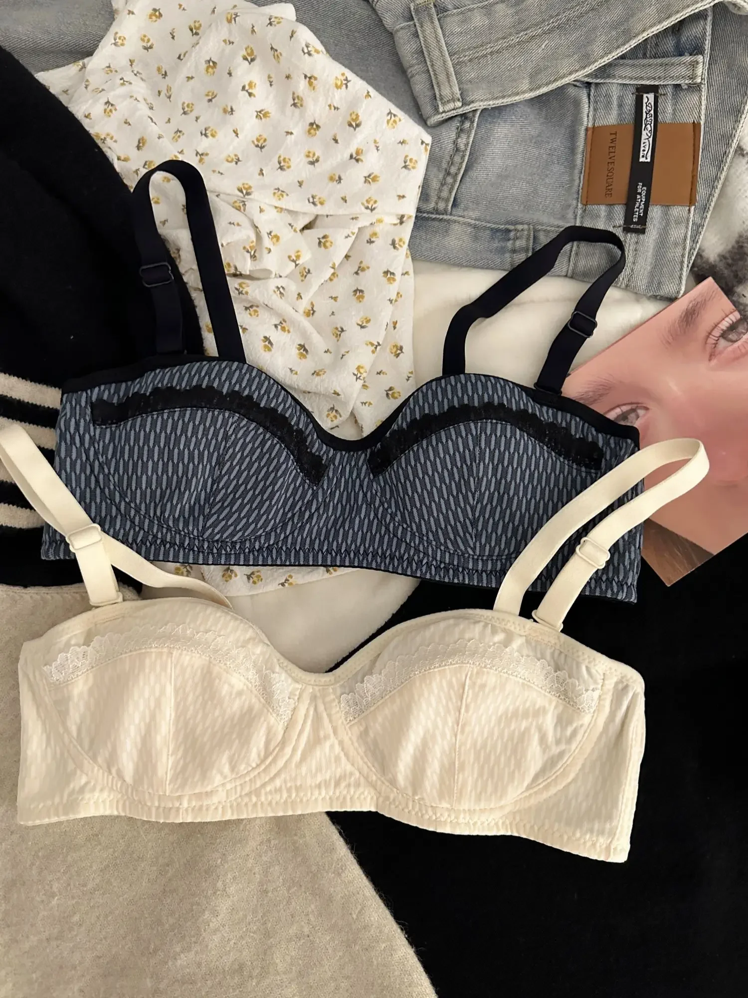 Sweet lace college students developmental underwear girls small breast thin without steel ring lingerie rabbit ear cup bra