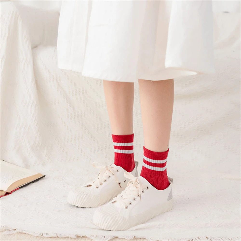 New style pile socks women's autumn and winter color cotton middle tube socks solid color tide  two pole Japanese long sock B510