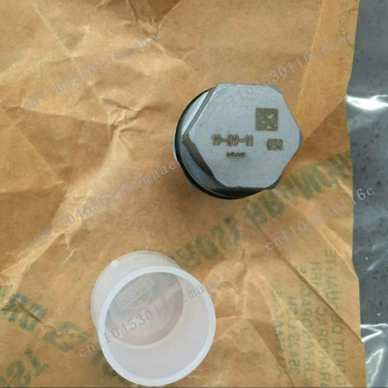 Suitable for 07.5-18 Ram 6.7L common rail pressure limiting valve 4938005 1110010013