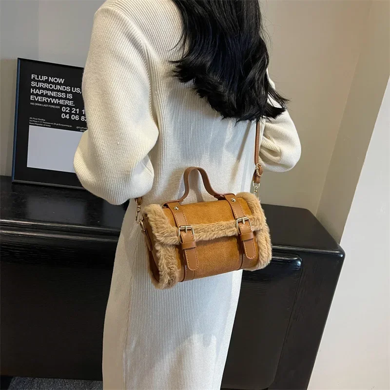 

Winter New Ladies plush handbag for women small square bag fashion single shoulder messenger bag purse and handbag