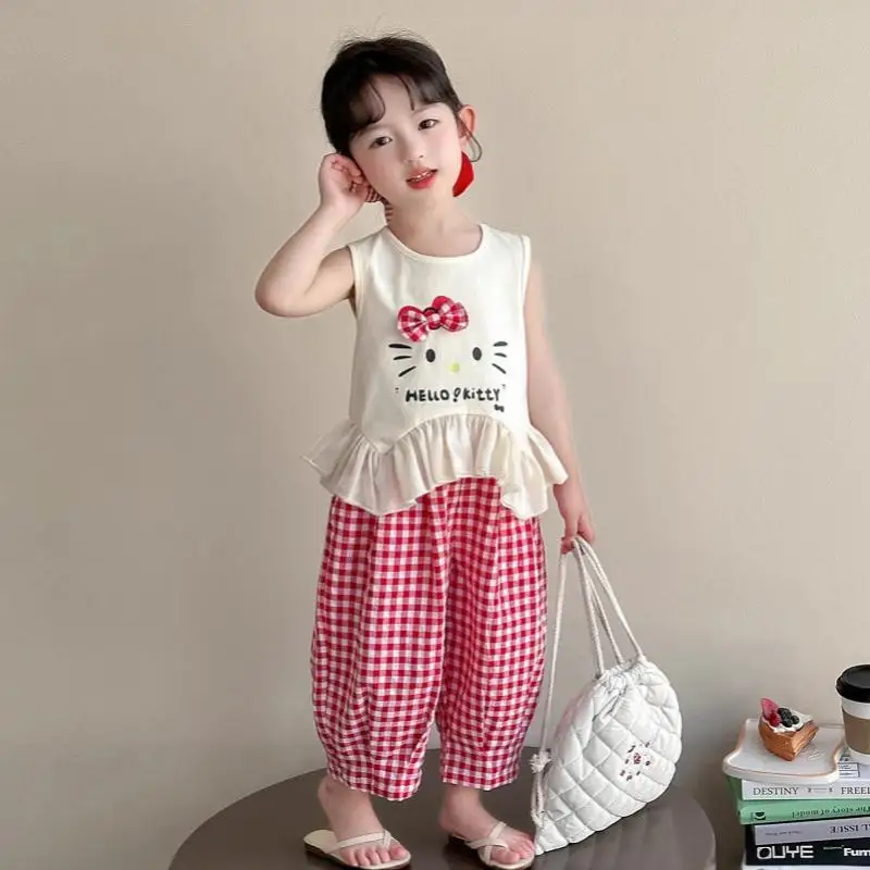 

Sanrio Girl Short Sleeved Suit Hello Kitty Kawaii Anime Fashion Summer Round Neck T-Shirt Pants 2-Piece Set Children's Wear New