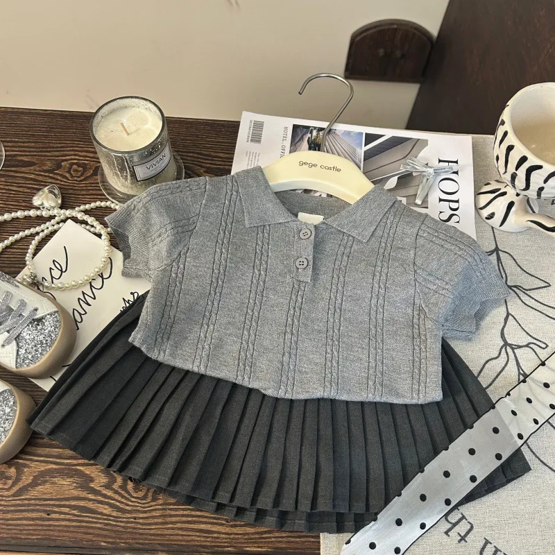 

Летний вязаный комплект для девочек с коротким рукавом: плиссированная юбка и юбка-шорты, детский наряд
