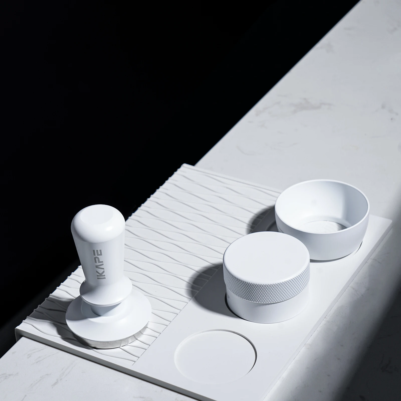 IKAPE Espresso Normcore Tamper Calibrado, Pressão Constante Ferramentas de Prensa de Café de Aço Inoxidável com Mola Calibrada