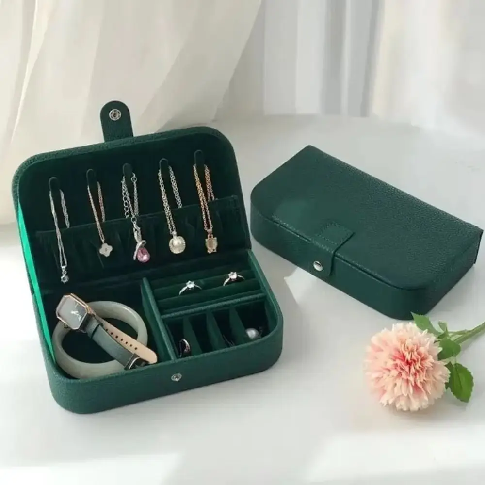 แบบพกพา PU หนังกล่องเครื่องประดับขนาดใหญ่ความจุกันน้ําขาตั้งสวมใส่ปุ่ม Snap เครื่องประดับ