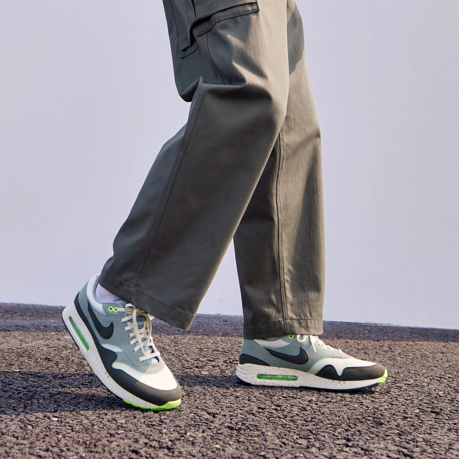 

Nike Authentic AIR MAX 1 '86 Men's Cushioned Golf Shoes DV1403-002