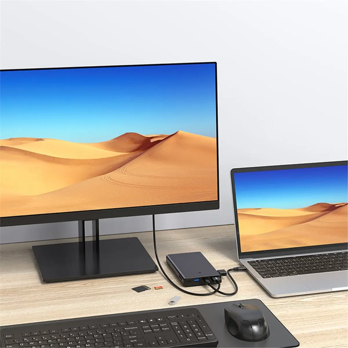 USB C HUB with Hard Drive Enclosure 2.5 SATA to USB 3.0 Type C Adapter for External SSD Disk HDD Case