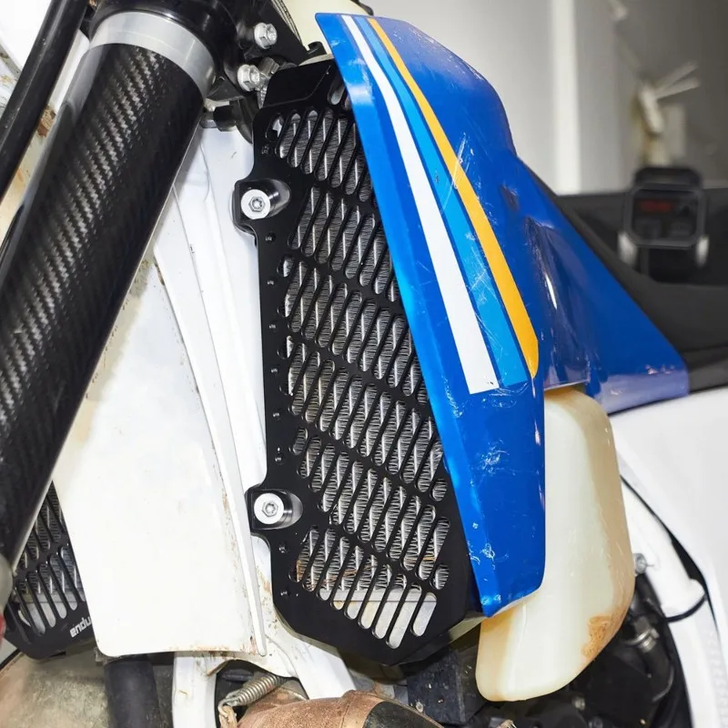 WF-Grille Cover For For Motorcycle Radiator Guard Protector Cooling System Reinforced Design For GAS CNC Protectio