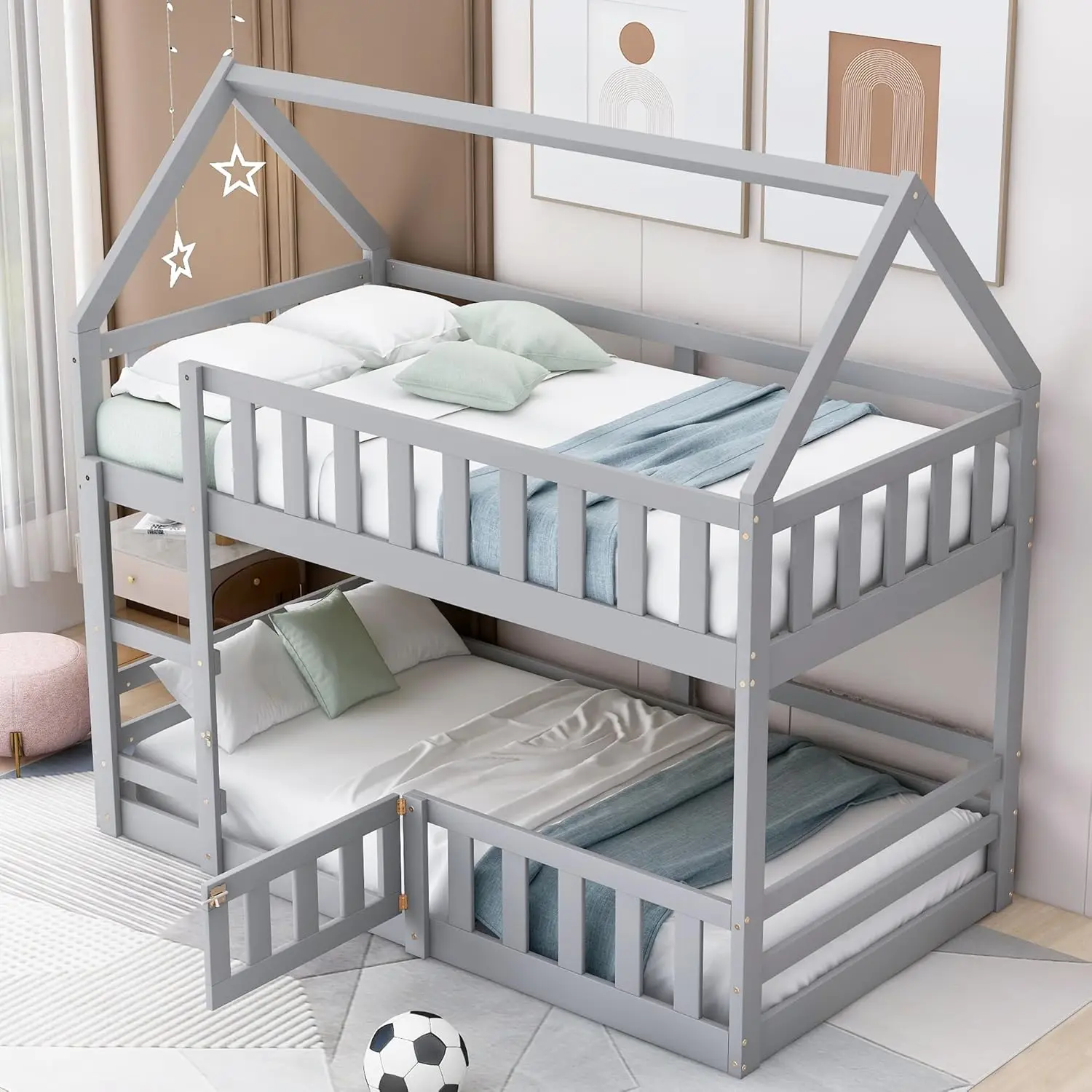 Kinderbedden Huisvormig ontwerp Twin Over Twin laag stapelbed met hek en te openen deur, massief houten huisbed stapelbedframe