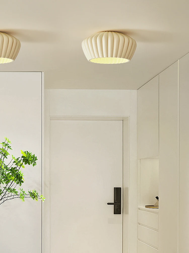 French Cream Wind Ceiling Lamp Balcony Cloakroom Porch LED Ceiling Light Simple Modern Bedroom Corridor Hanging Lighting Fixture