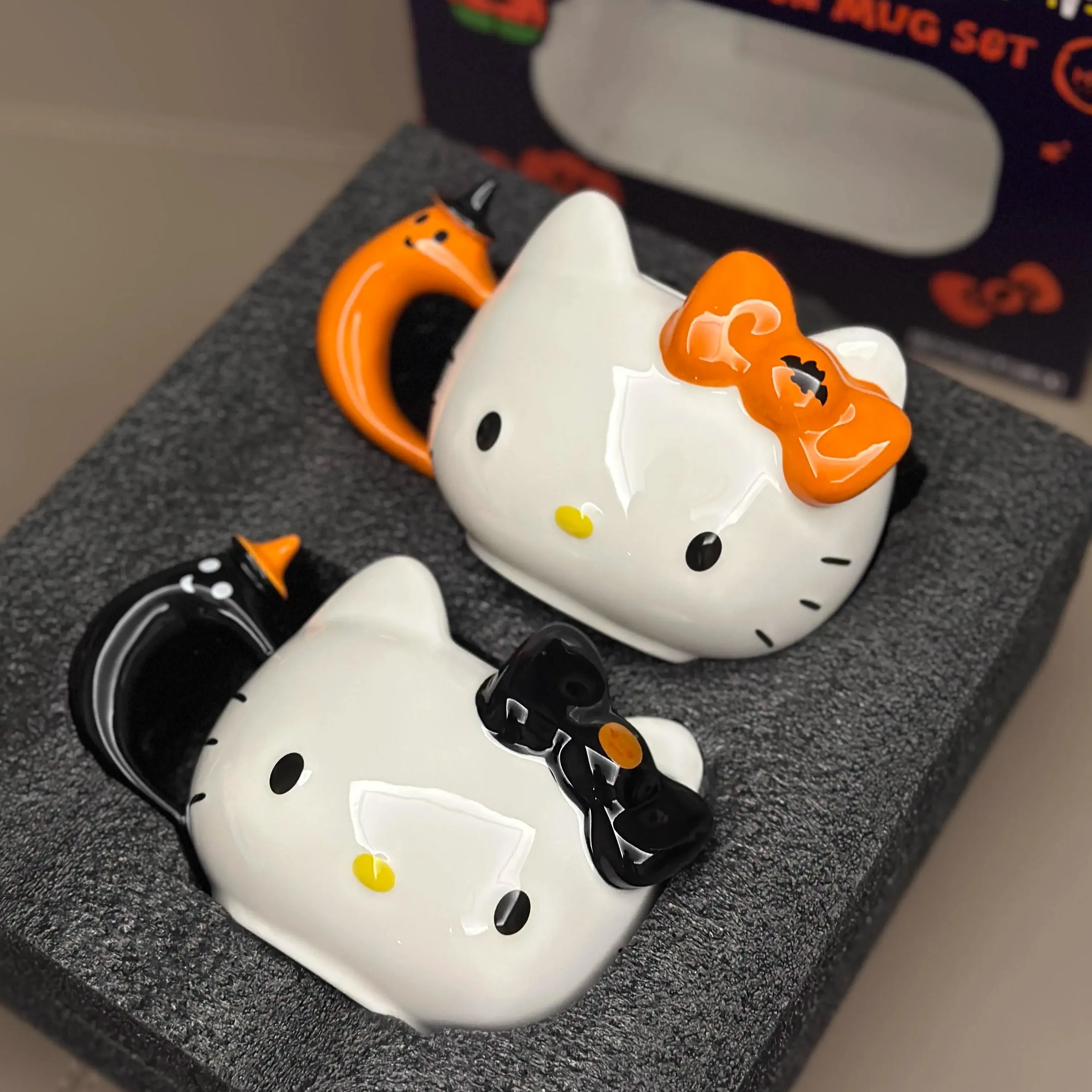 2024 Nieuwe Hellokitty Karakter Perifere Halloween Limited Kawaii Keramische Mok Feestelijke Sfeer Geschenken Party Decoraties Gift