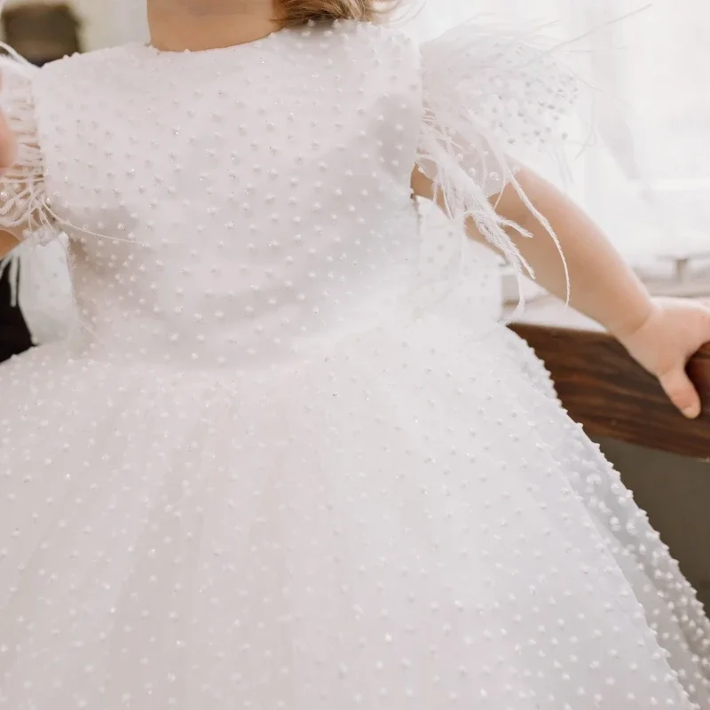 Вечерние платья для дня рождения, святого причастия, платья для девочек-цветочниц, белая тюлевая волнистая юбка с бантом и рукавами-перьями для свадьбы