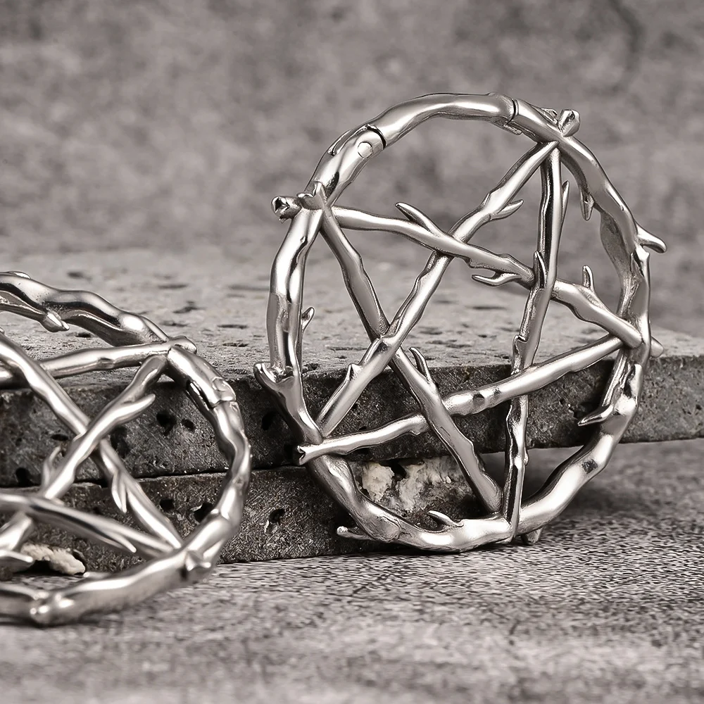 Vankula 2PC Fashion Pentagram Wreath Stainless Steel Plugs Ear Weight Gauges Tunnels Piercing Expander Stretchers Body Jewelry