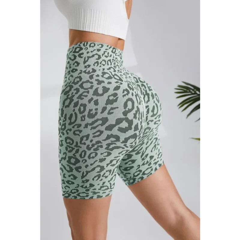 Leopard Print Women Sports Shorts Seamless Slim Shorts High Waist Hip Liftting Yoga Leggings Walking Cycling Stretchy Shorts