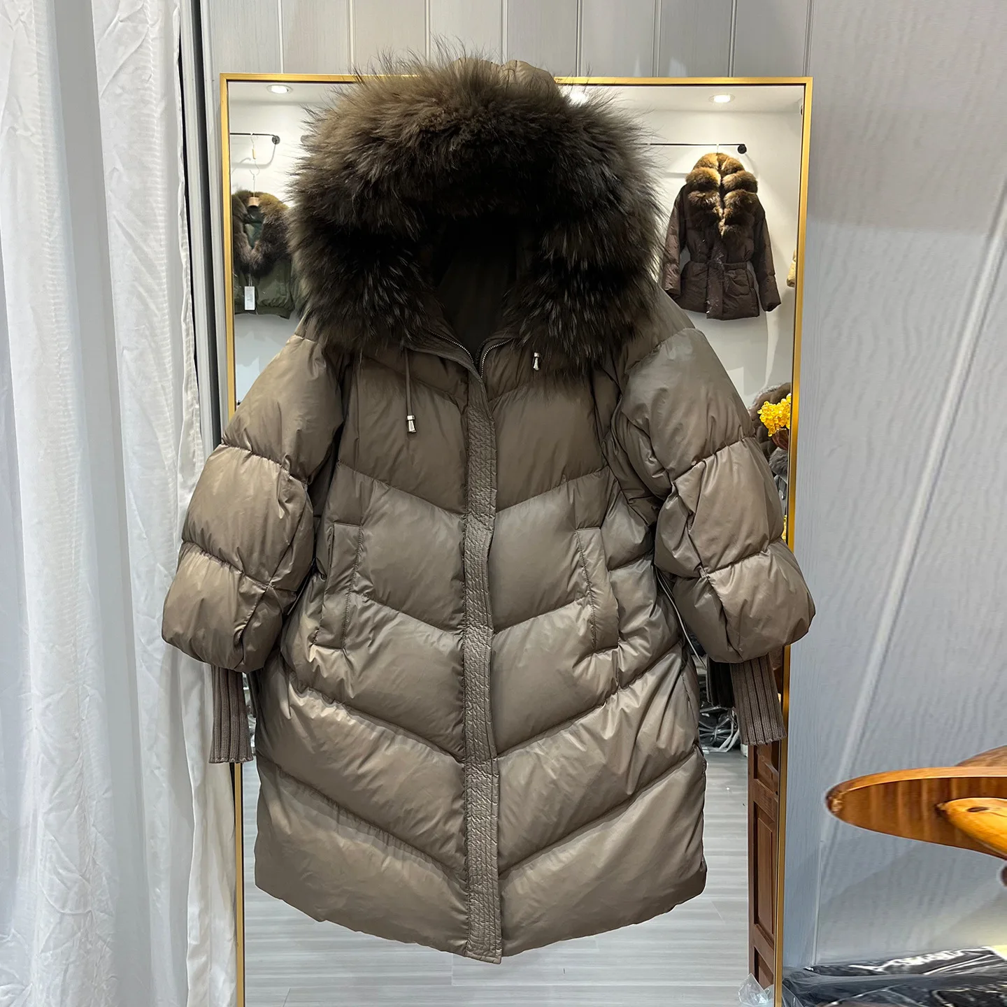 Winter Thicken Warm Quilted Mid-length Jacket Female Natural Large Fur Collar Hooded Down Jacket Women White Duck Down Outwears