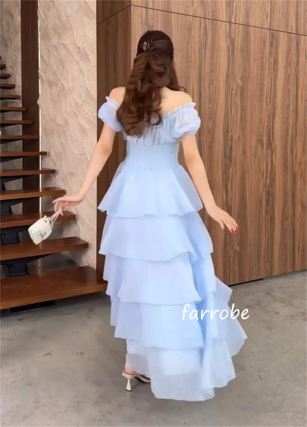 Aangepaste Chinese stijl chiffon plooi A-lijn off-the-shoulder midi-jurken op maat gemaakte gelegenheid beroemdheid hoge kwaliteit