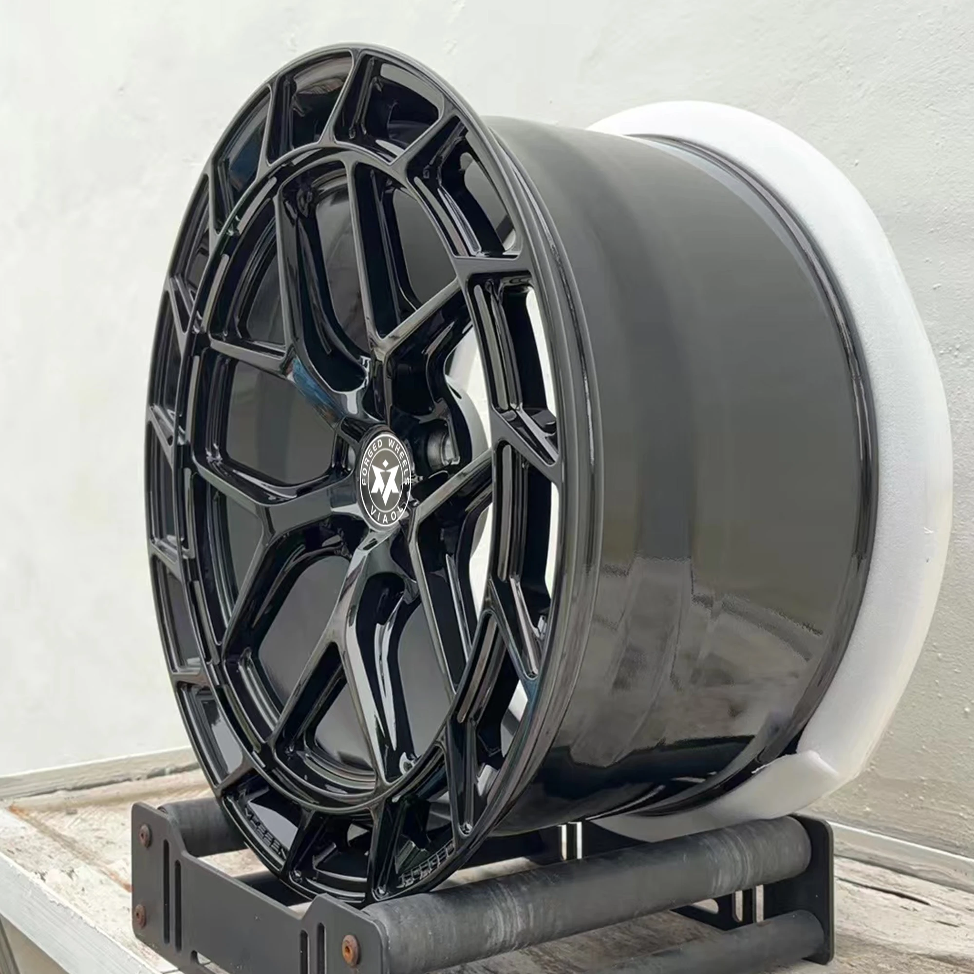 18 19 20 21 بوصة عجلات مزورة 5x114.3 5x112 5x120 عجلات مخصصة لمرسيدس بنز C63 أودي Rs6 BMW M3 M4 320 C8 Z06 C6 C7 الحافات