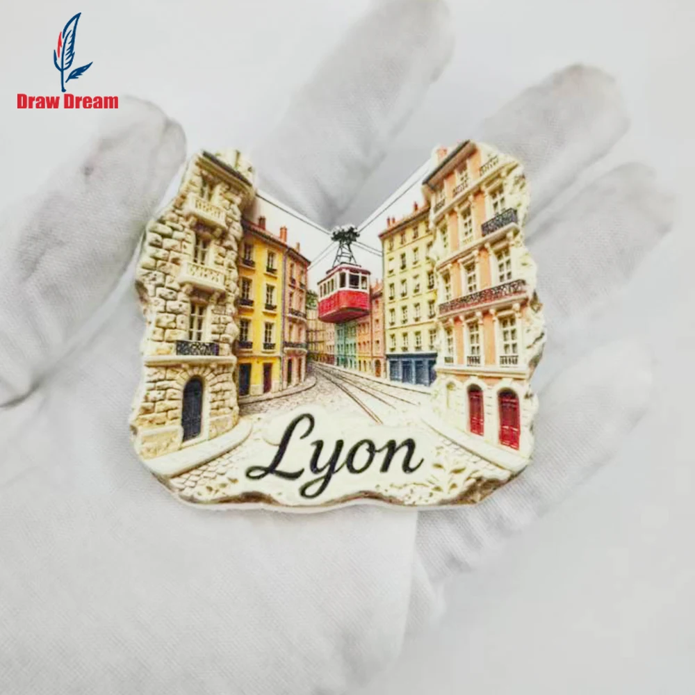 1Pc Lyon Refrigerator Magnet World Travel Souvenir Collection Suitable for Home and Office Decoration, Personalized Exclusive Travel Souvenir Magnetic Refrigerator Magnet, Home Decoration, Kitchen, Room, Office, Cabinet Crafts, Gifts, Holiday Souvenirs, Exquisite Small Gifts
