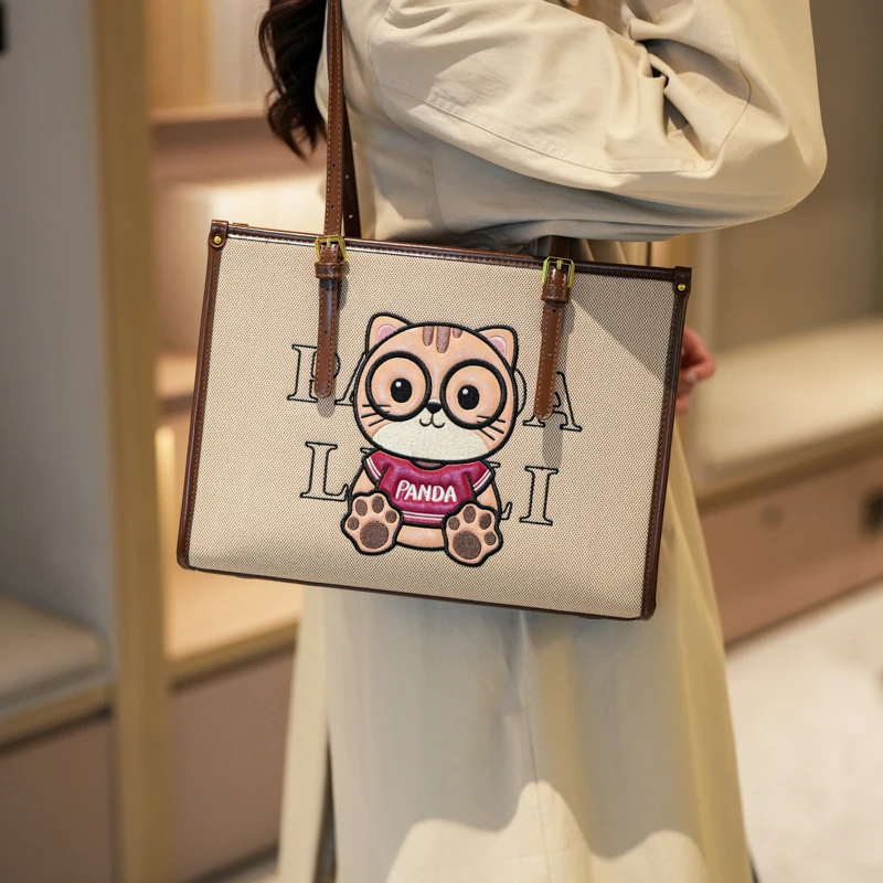 

2025 New Tote Bag Fashion Casual Shoulder Bag Outdoor Commuter Women's Large Capacity Cartoon Handbag Underarm Bag