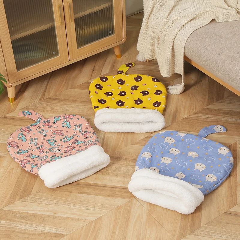 Cat Sleeping Bag Soft Cuddly Fluffy Feel Thickened Pet Pocket Type Quilt Bed Kitten Puppy Soft Comfortable Warm Nest Pet