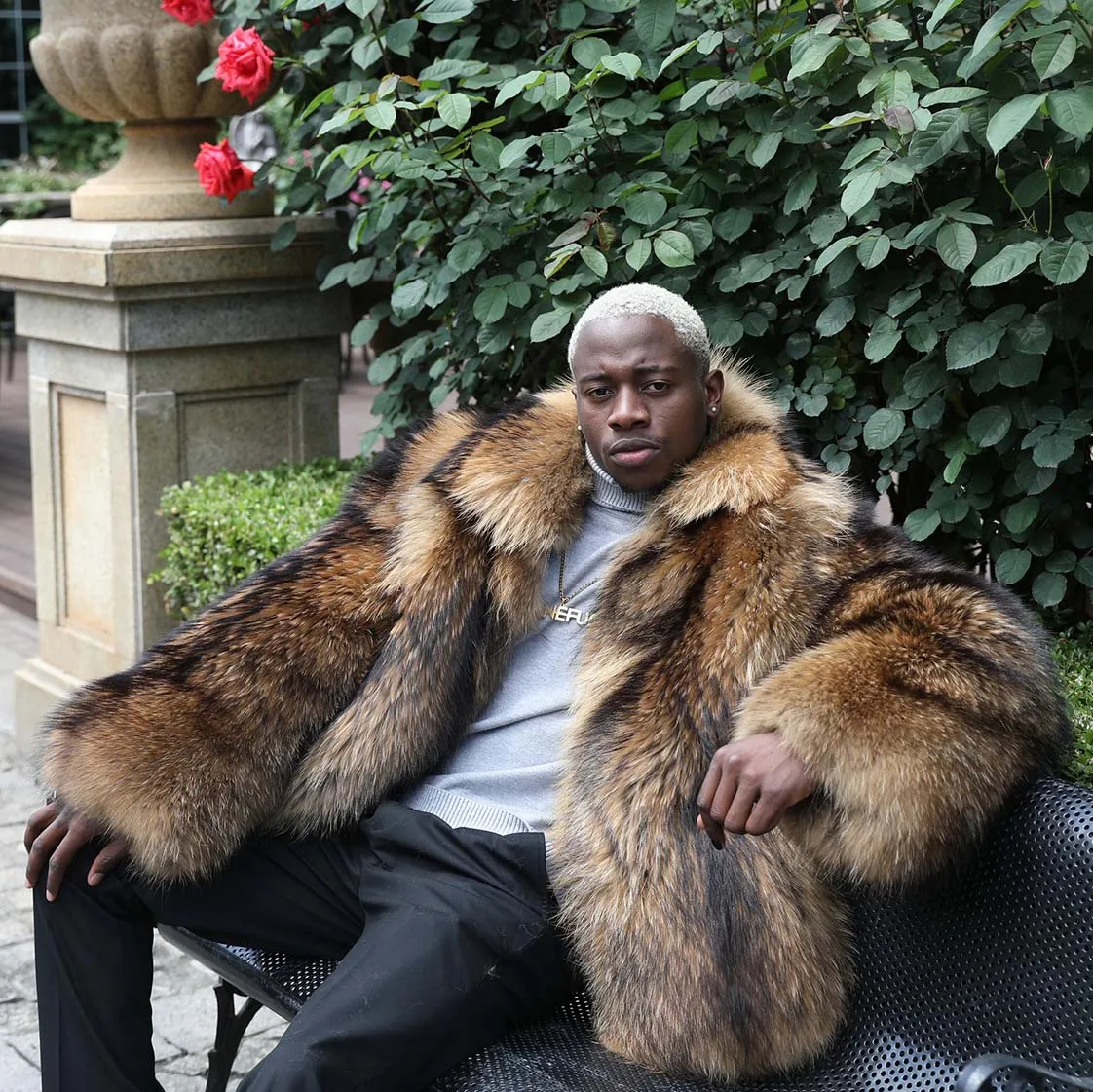 Men OEM Wholesale Price Customized Big Size Thick Real Raccoon Fur Jacket Coat