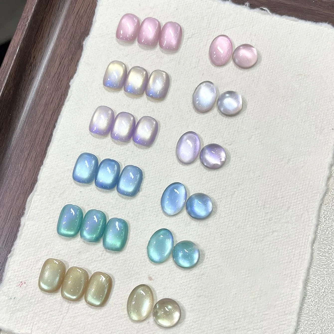 2026Spring, Summer, Autumn, Winter New Flowing Star Rainbow Mermaid Blue-Green-Purple-Pink Glass Bead Aurora Cat Eye Nail Polish