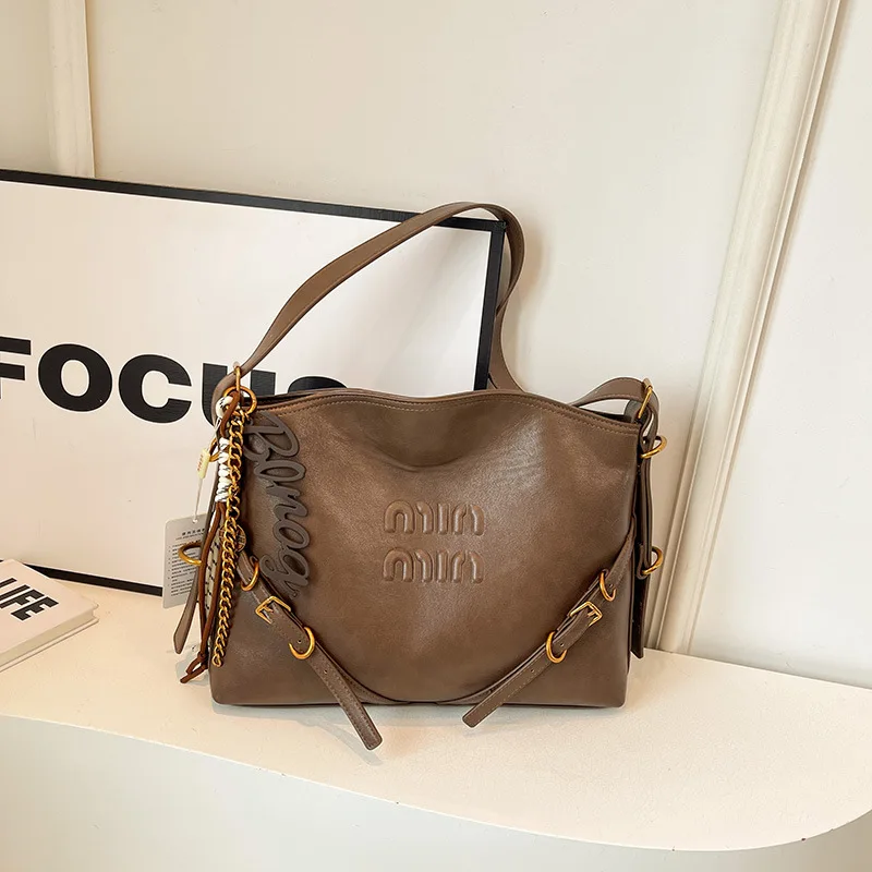 

Женская осенняя сумка-тоут 2025 года — просторная сумка через плечо, винтажная искусственная кожа, органайзер с несколькими отделениями для работы и путешествий