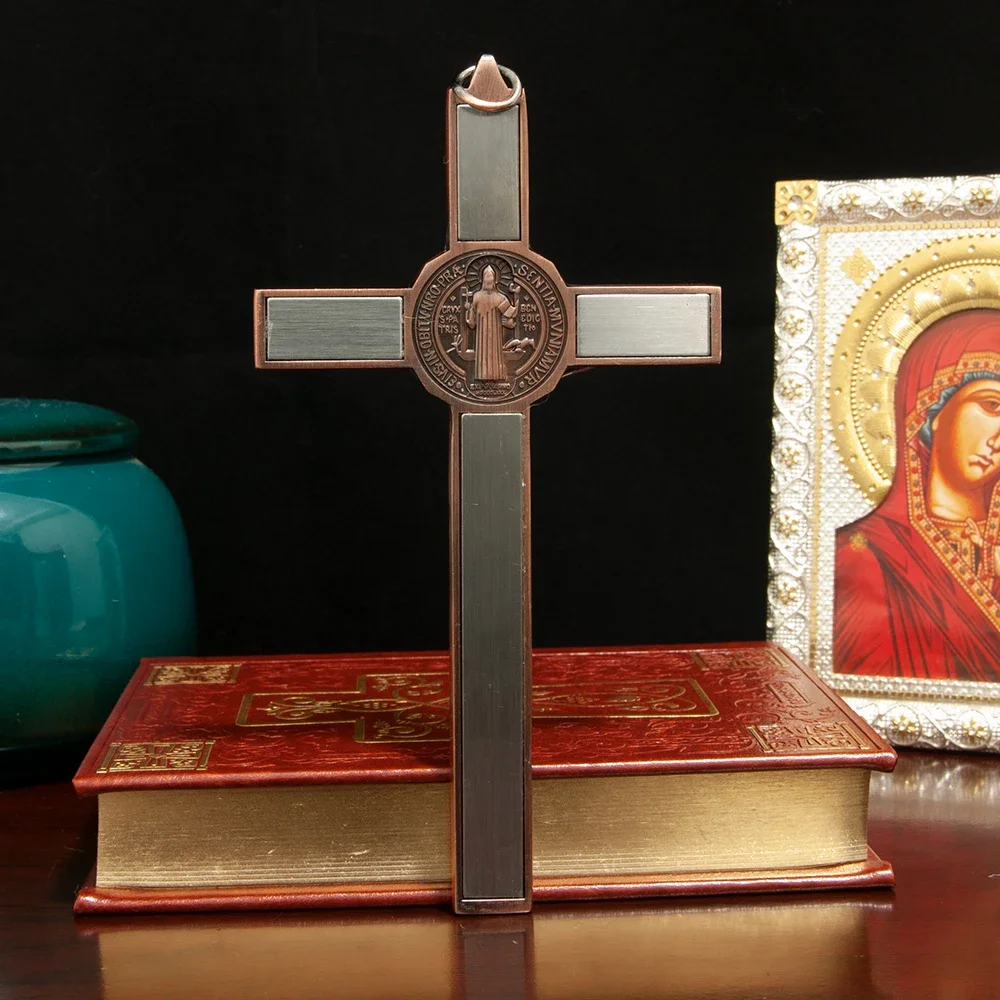 HTISOK Katholische Kirche Jesus-Statue Kreuz Wanddekoration Heimdekoration Legierungsmaterial Handgehaltenes Gebetskreuz – Detail 2