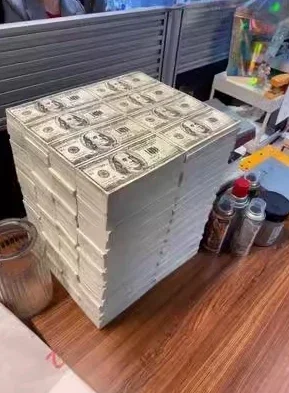 USD, USD banknotes, model decorations, store wealth acquisition ornaments, display props