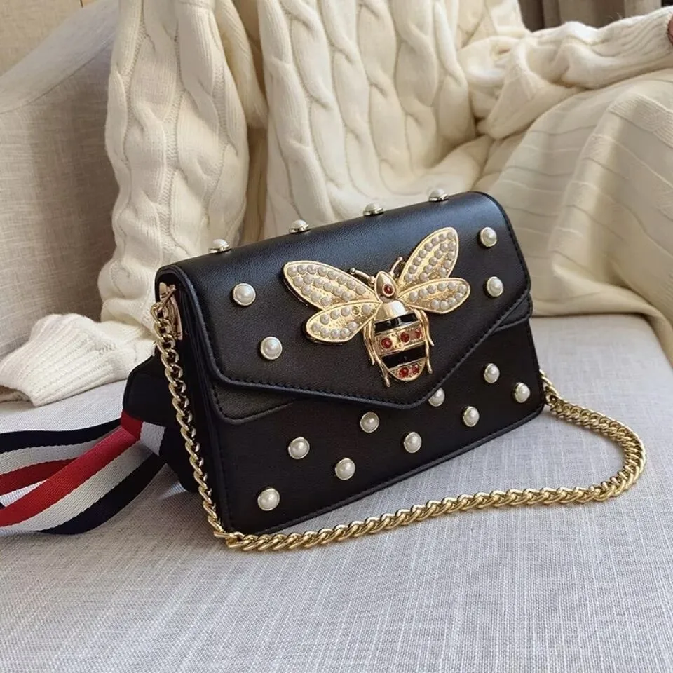 

Fashion Luxury Brand Women Handbag 2026 New Retro Bee Female Shoulder Bags Simple High Quality Leather Chain Crossbody Bags