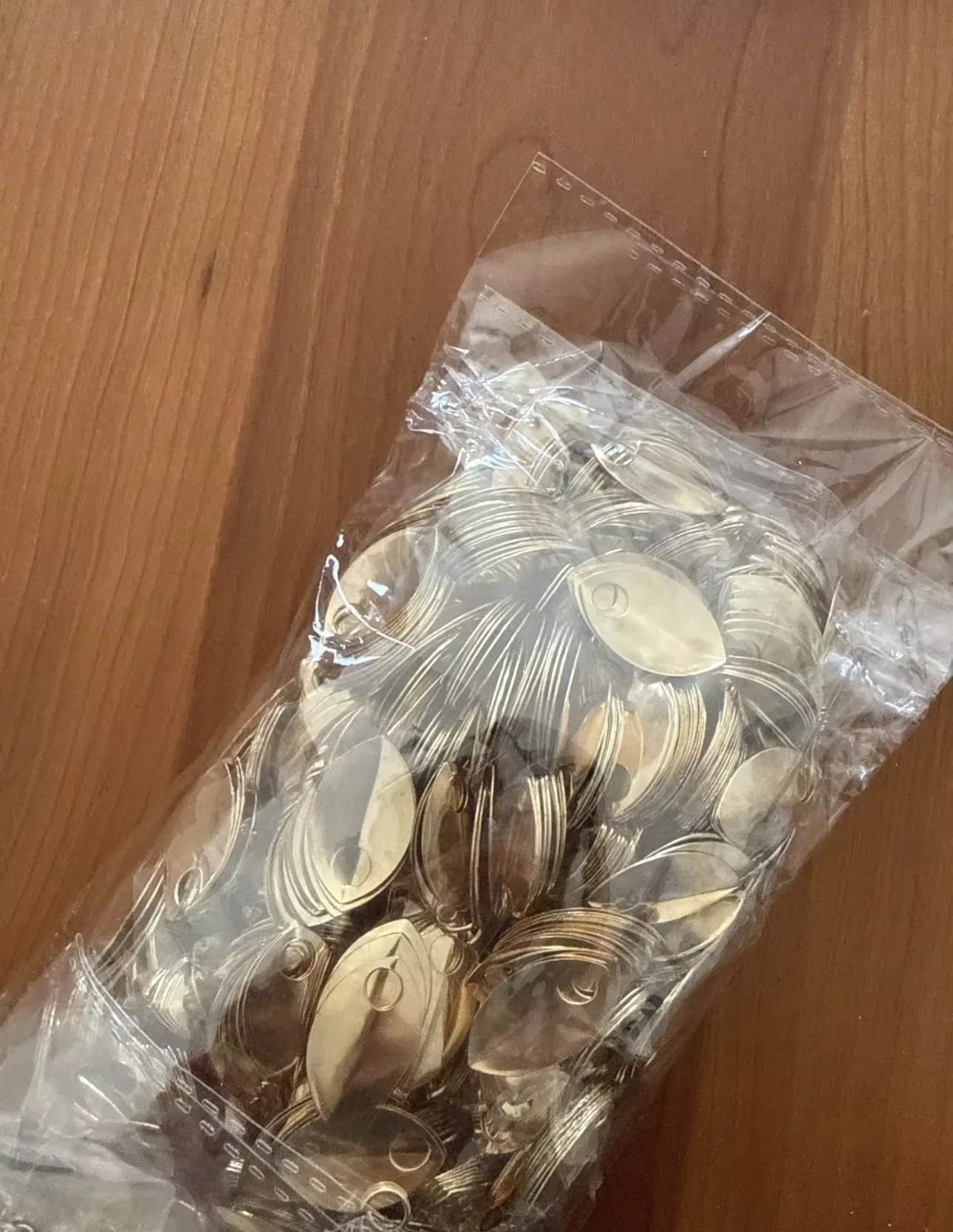 Novo estilo de escamas de peixe peças joias descobertas e componentes 100 peças balanças prata ouro cores