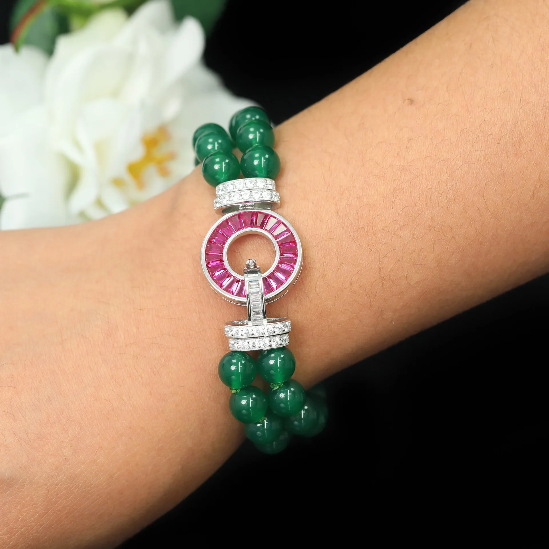 925 Sterling Silver 8mm Round Cut Green Agate Luxury Beaded Bracelet for Women Party Daily Gold Plated Vintage Hutton Design