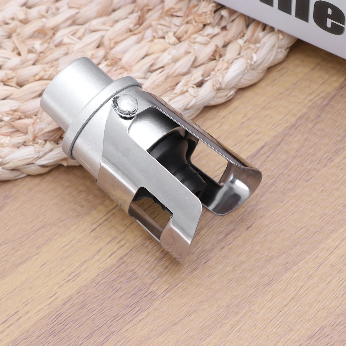 

Double Ear Wine Stopper Vacuum Pump ABS Food Grade Silicone Leak Proof Preserves Bubbles Sparkling Wine Bottle Cap