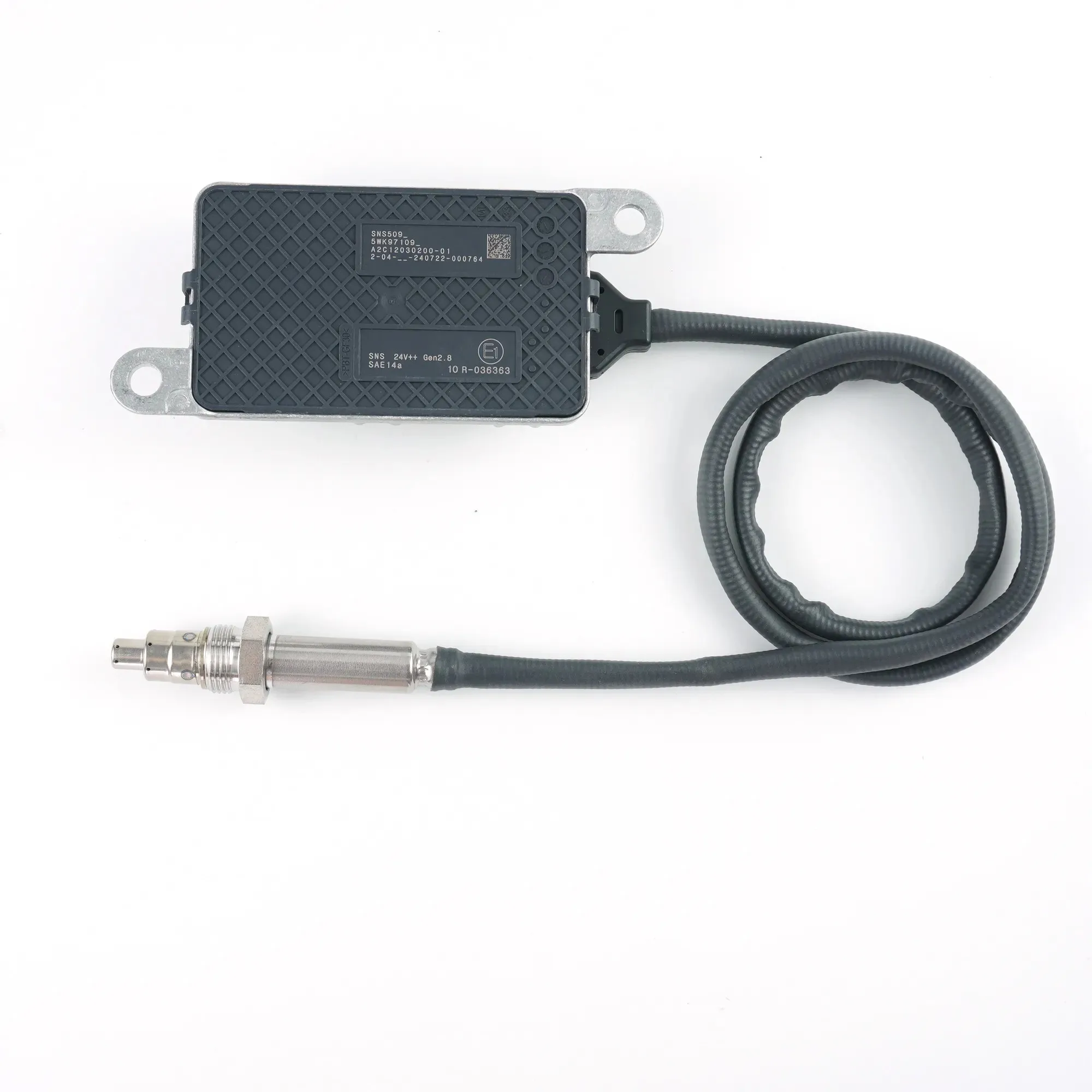 

Brand New Truck Nitrogen and Oxygen Sensor 5WK97109 for Mercedes Benz Truck NOX Oxide Sensor A2012030200-01