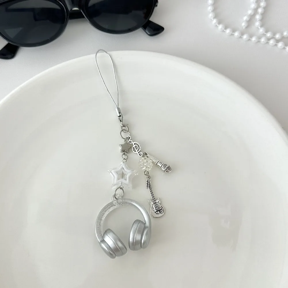 Glitter Earphone-shaped Keychain Phone Chain Bags Decoration Y2K Guita Pendant Hanging Ornament Cute Star Microphone Pendant