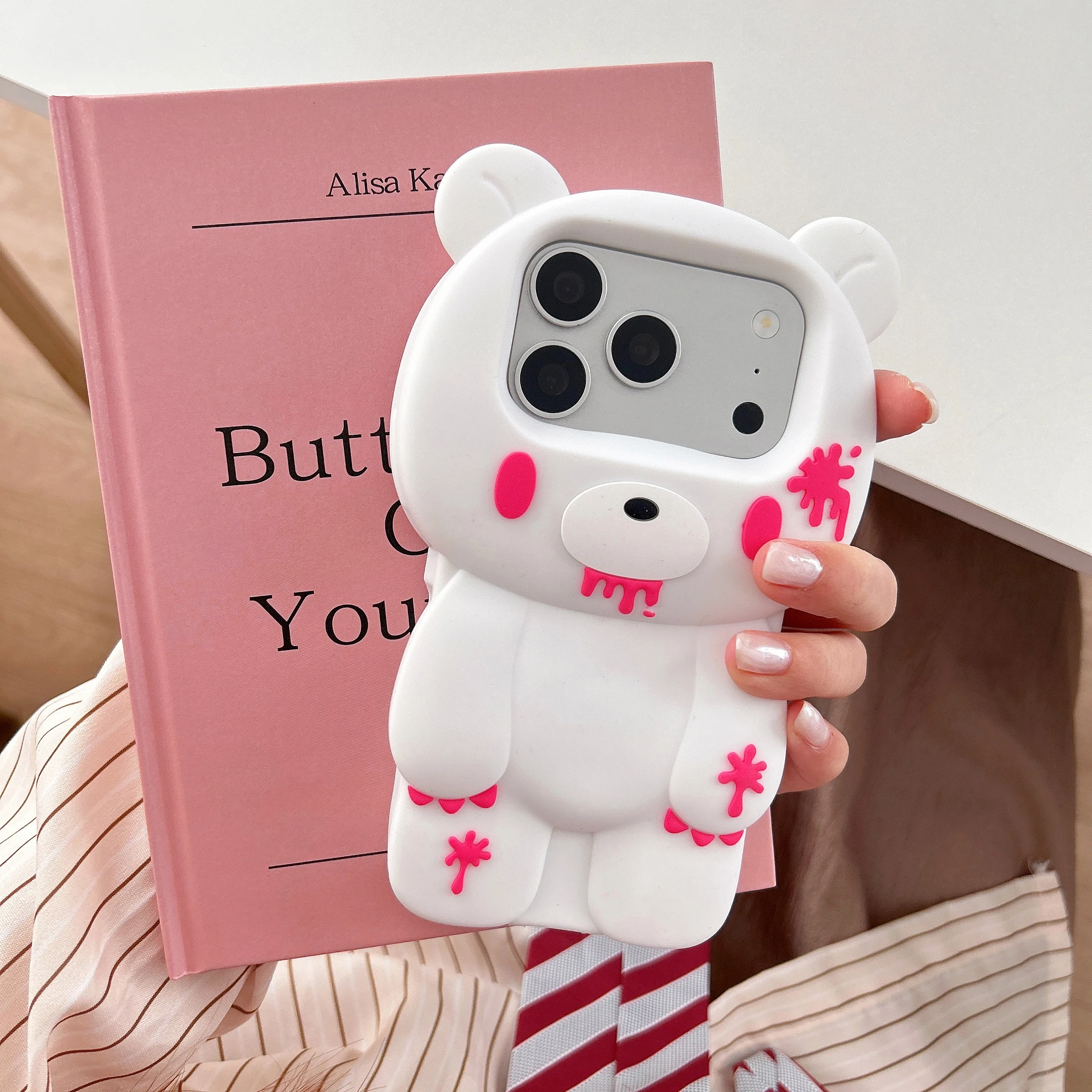 3D Cartoon Niedlicher Blauer Einzigartiger Blutiger Bären-Rilakkuma Handyhülle für iPhone 18 17 16 15 14 13 12 Pro Max Weiche Silikonhülle – Detail 17
