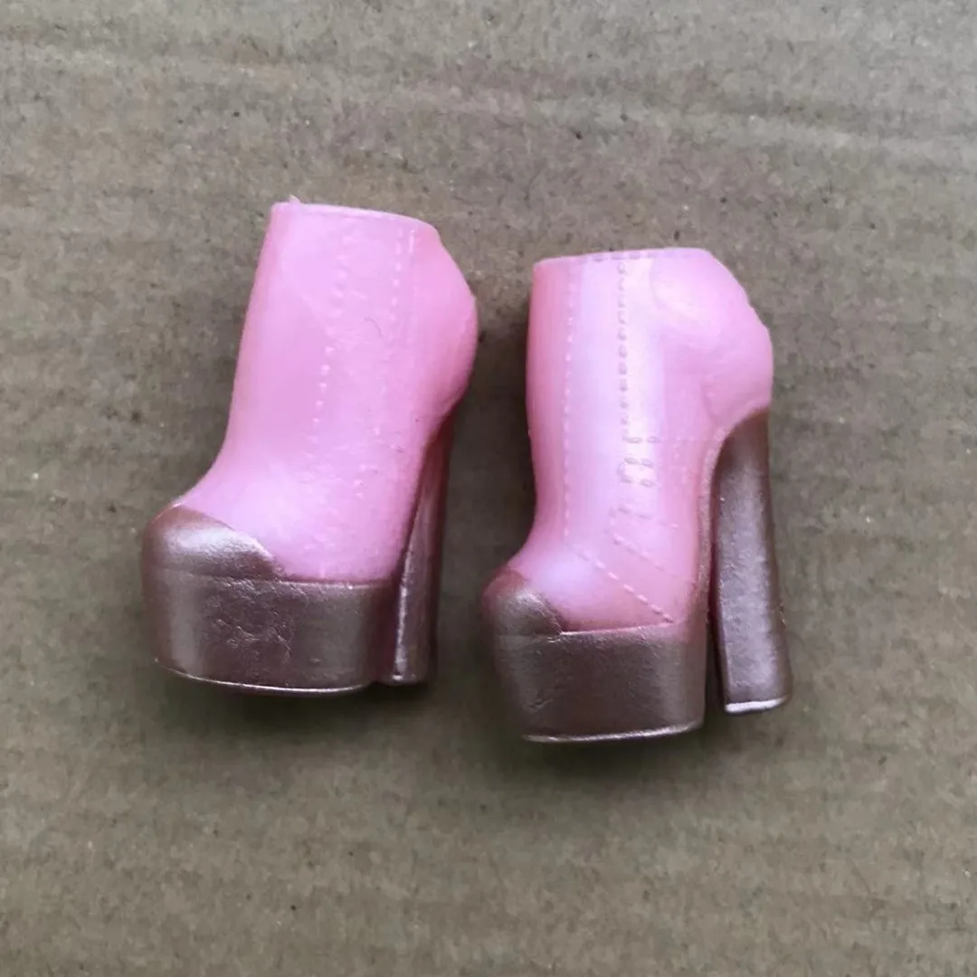 Original Doll Hands Shoes Boots Earrings Decors Doll Replacement White Beige Brown Hands Colorful Doll Accessories