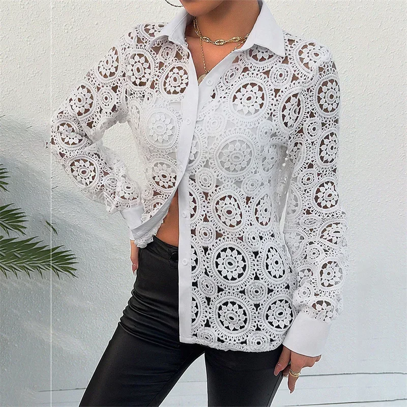 الربيع الصيف الجوف خارج زهرة الدانتيل لصق قميص المرأة بلون واحدة الصدر سترة بلوزة الإناث أنيقة ركاب القمم