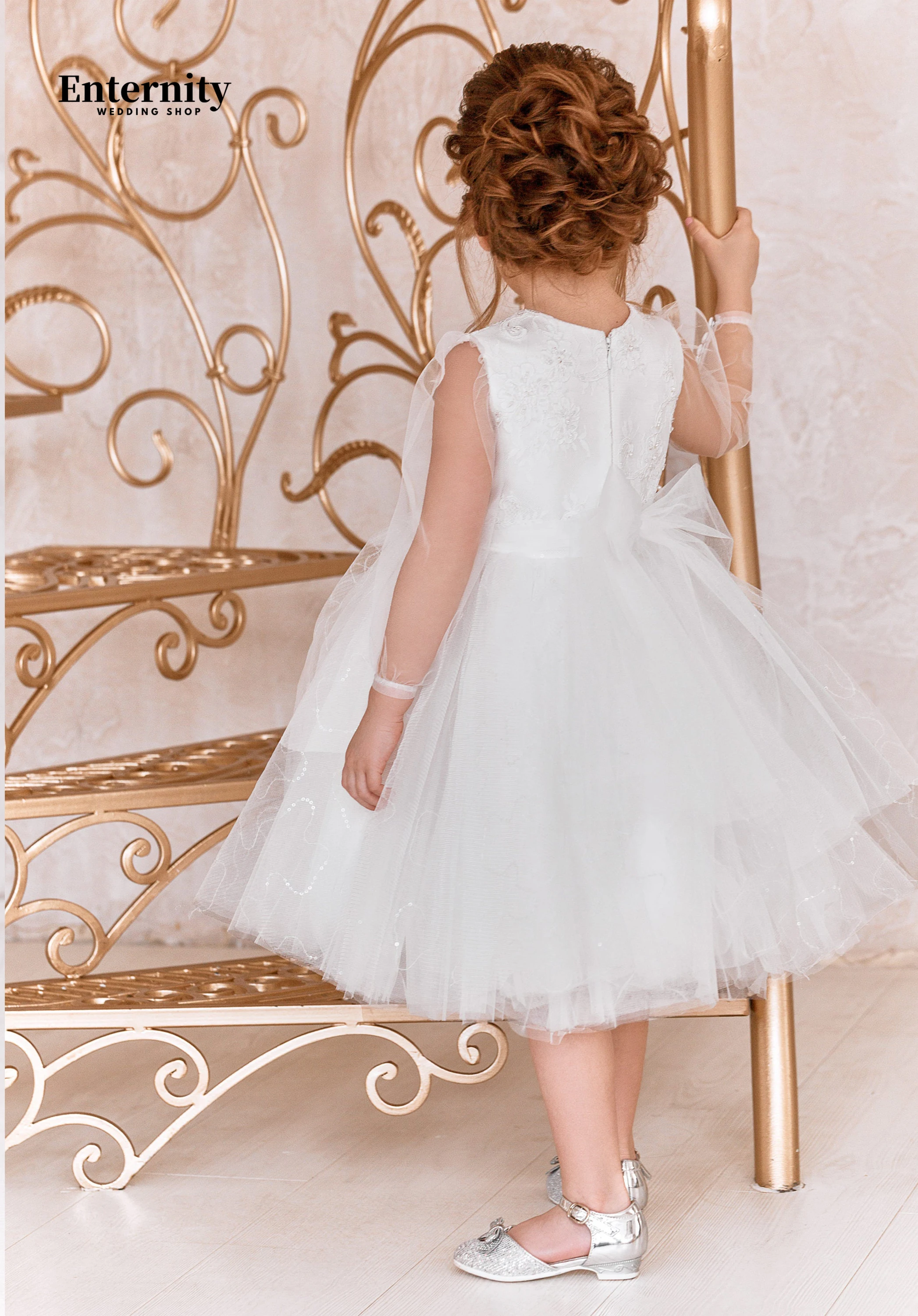 Customized Flower Girl O Neck A Line Wedding Party Dress Long Sleeve Lace Applique Sequins Bow Tea Length First Communion Dress