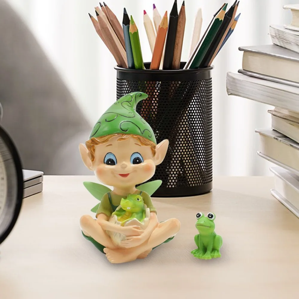 

Durable Cartoon Elf Frog Statue Resin Crafts Funny Garden Elf Decor Handmade Frog Figurine Fairy Garden