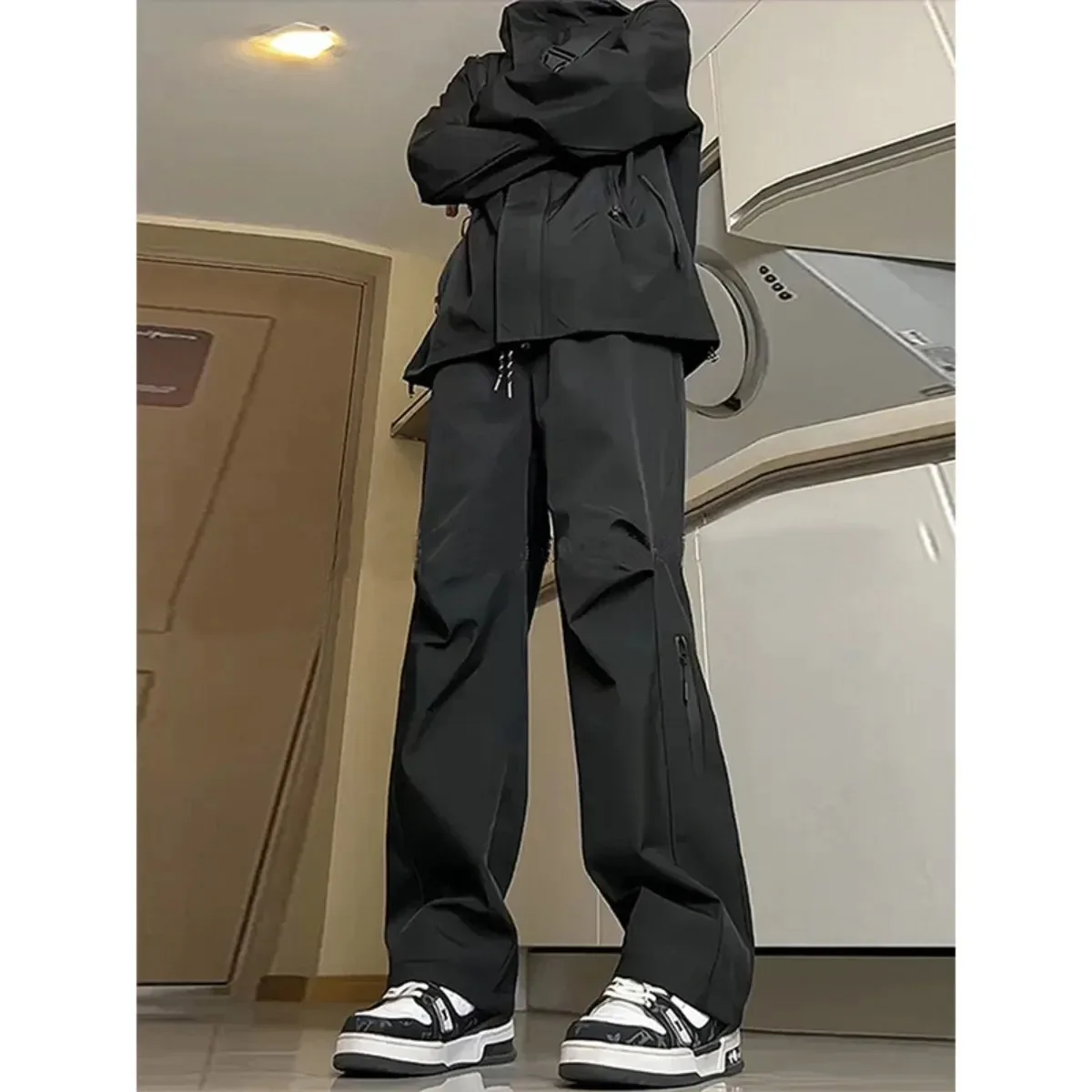

Men's Fashion Cargo Trousers Pocket Loose New Straight-leg Solid Color Work Pants Black Outdoor Drawstring Sports Pants
