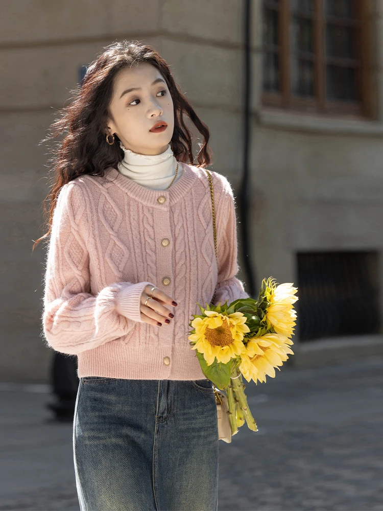 

Розовый вязаный кардиган для женщин, весна-осень 2025, новинка, мягкий, универсальный, с круглым вырезом, свитер-жакет с узором «косы»