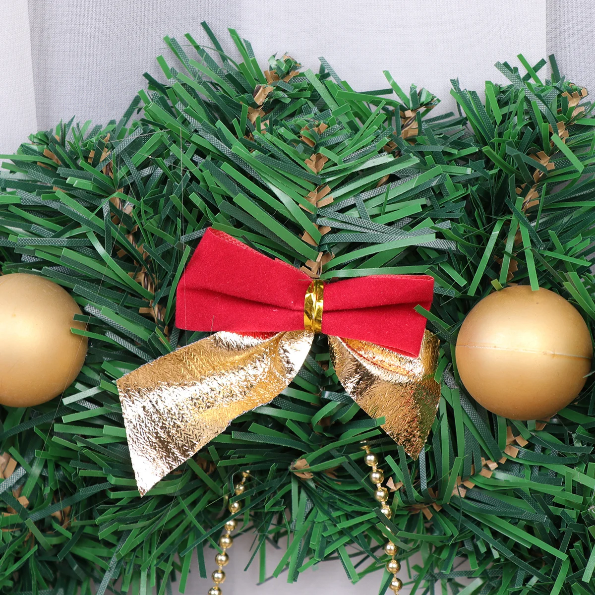 

1pc Christmas Wreath Garland Artificial Rattan Door Hanging Decor Shiny Xmas Balls Fall Season Home Decoration Gift Xmas Rattan