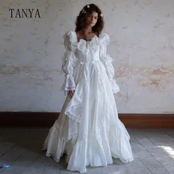 Vintage Taffeta Wedding Dress Square Collar Long Sleeve Floor Length Bridal Gown Romantic A Line Bridal Photoshoot Dress TSWD354